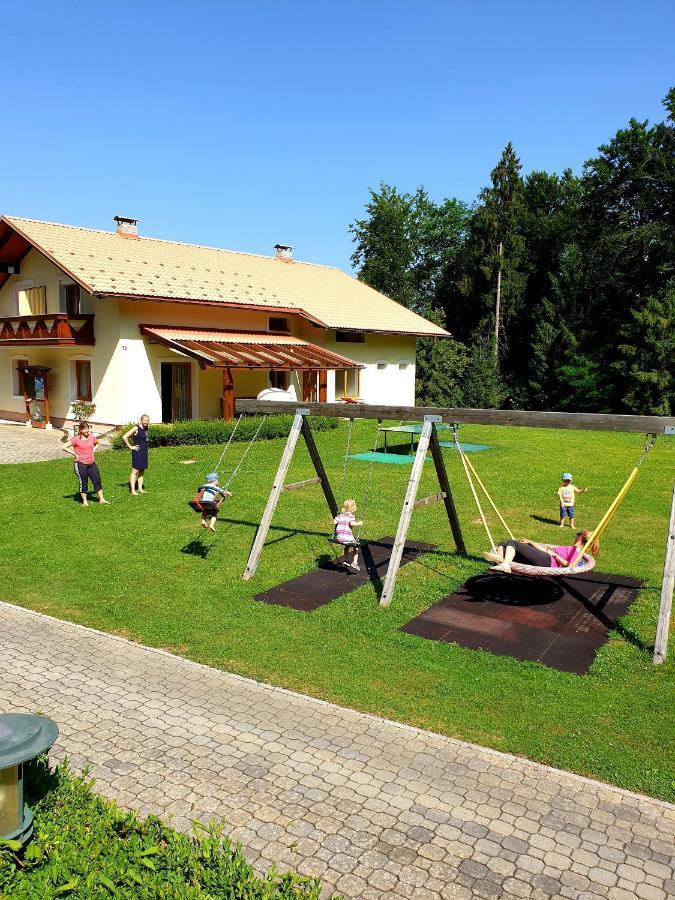 Ferienparadies Truppe Velden am Woerthersee Exterior photo