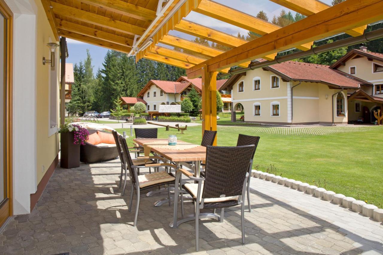 Ferienparadies Truppe Velden am Woerthersee Exterior photo